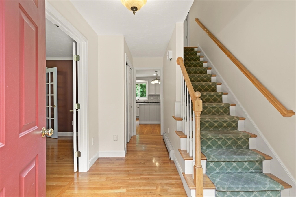 5 Winchester Road Medway, MA 02053 - Photo 8 of 42