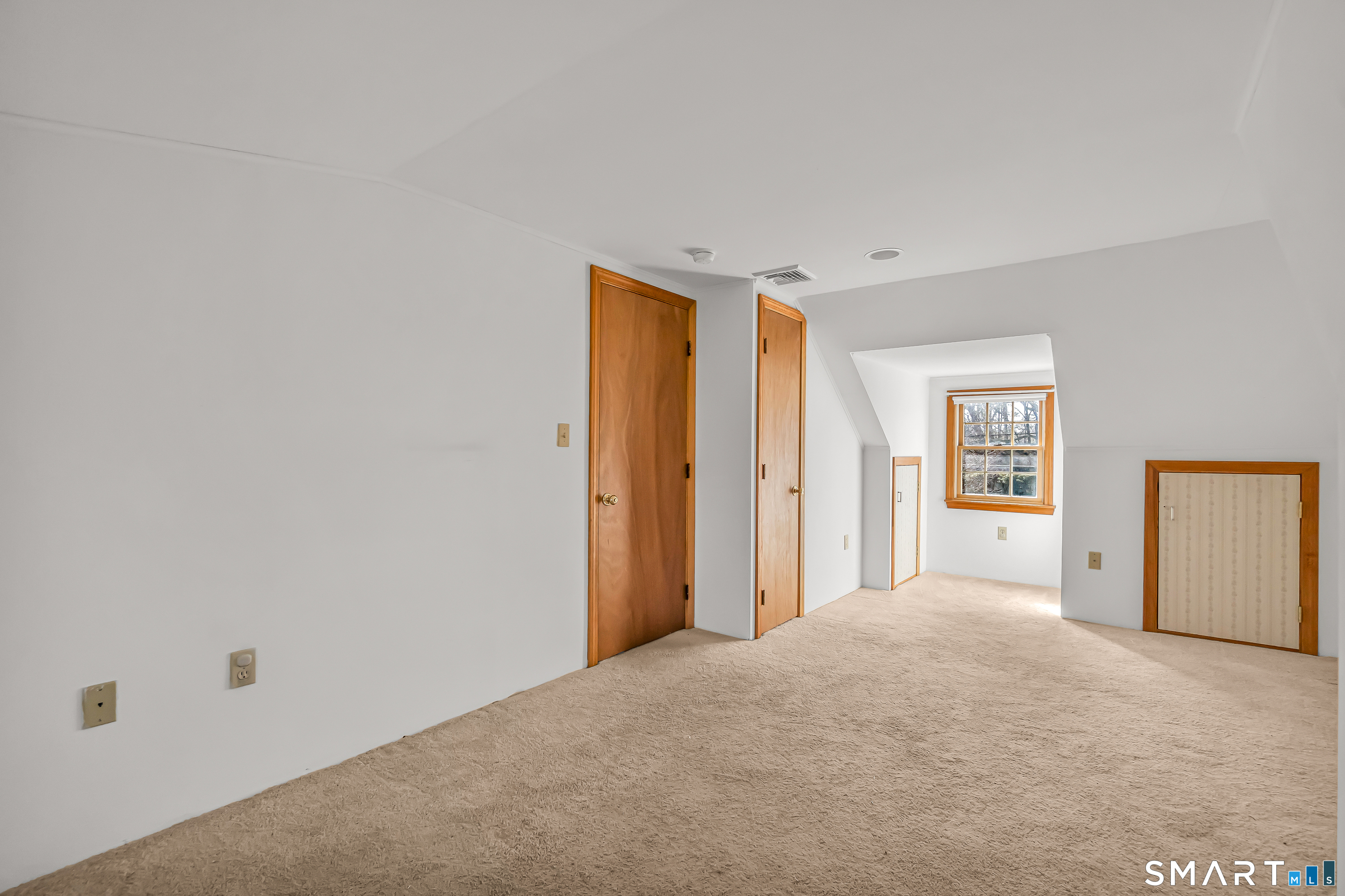 466 High Hill Road Meriden, CT 06450 - Photo 15 of 35