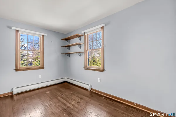 $2,500 | 466 High Hill Road, Meriden, CT 06450