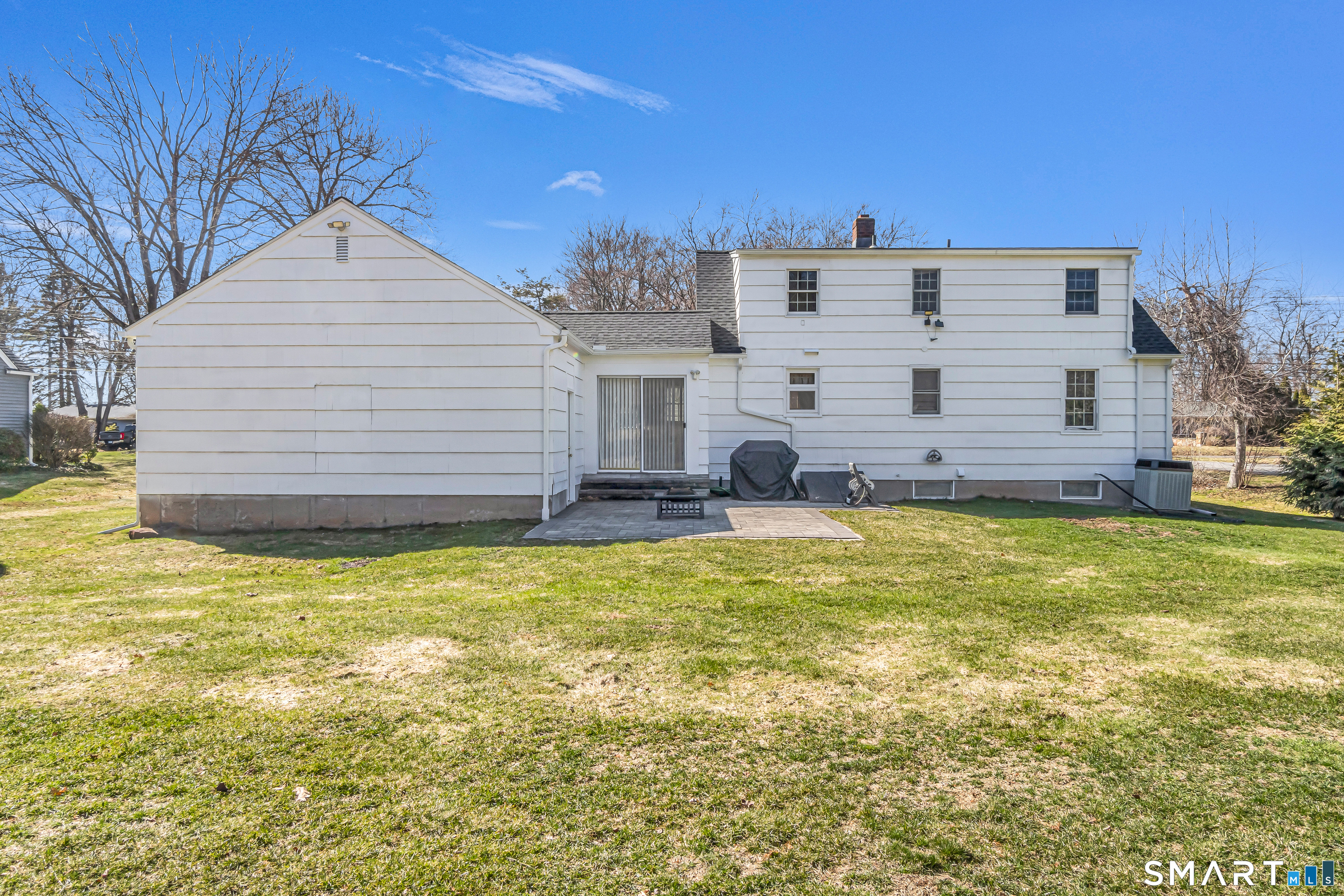 466 High Hill Road Meriden, CT 06450 - Photo 4 of 35