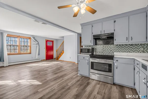 $2,500 | 466 High Hill Road, Meriden, CT 06450