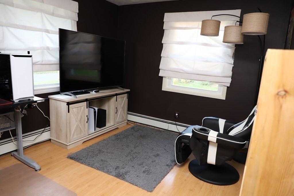 13 Ruthellen Road Framingham, MA 01701 - Photo 19 of 27 Gallery Image 19