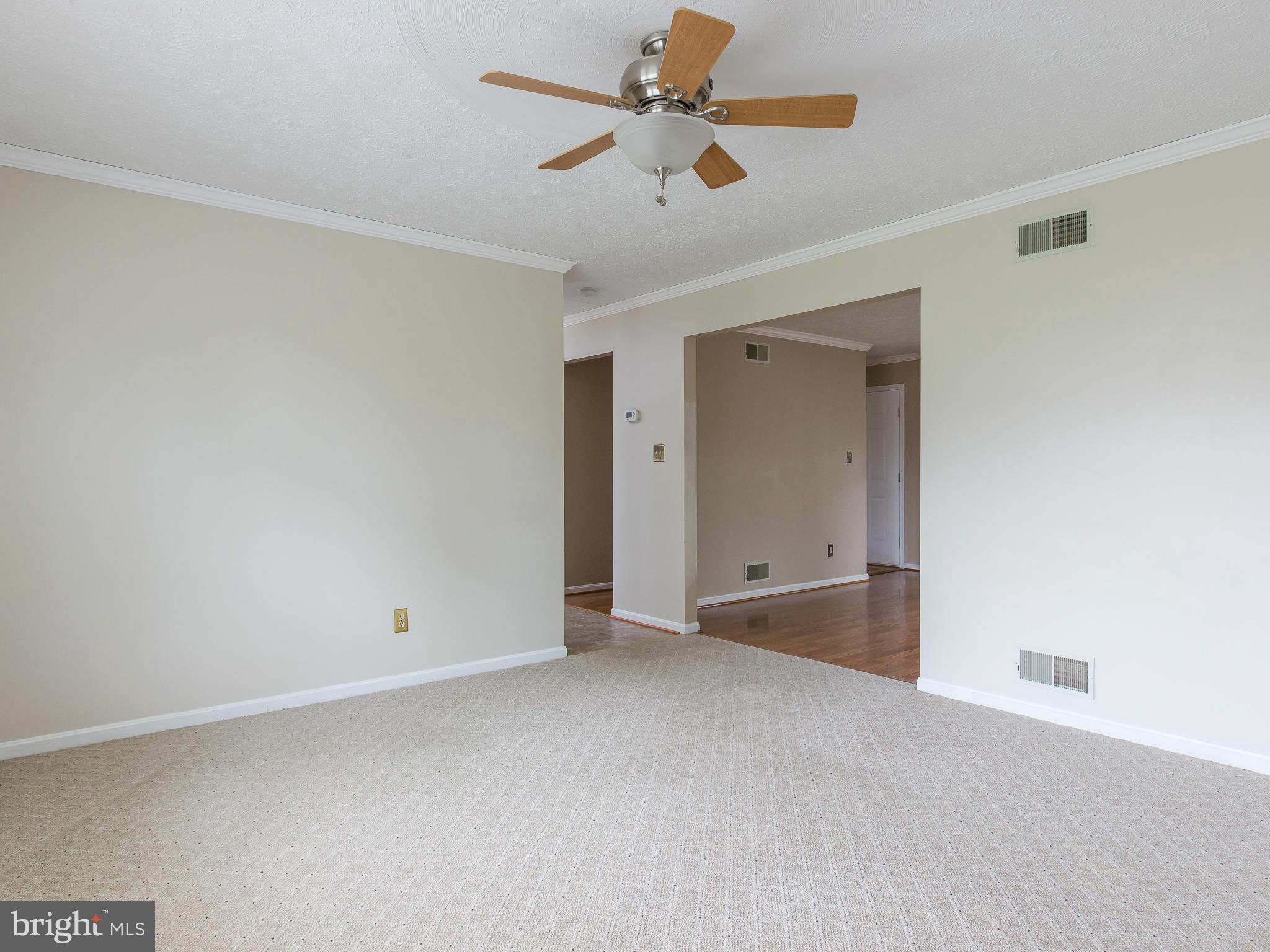 200 Woodrow Road Winchester, VA 22602 - Photo 18 of 30 Family Room