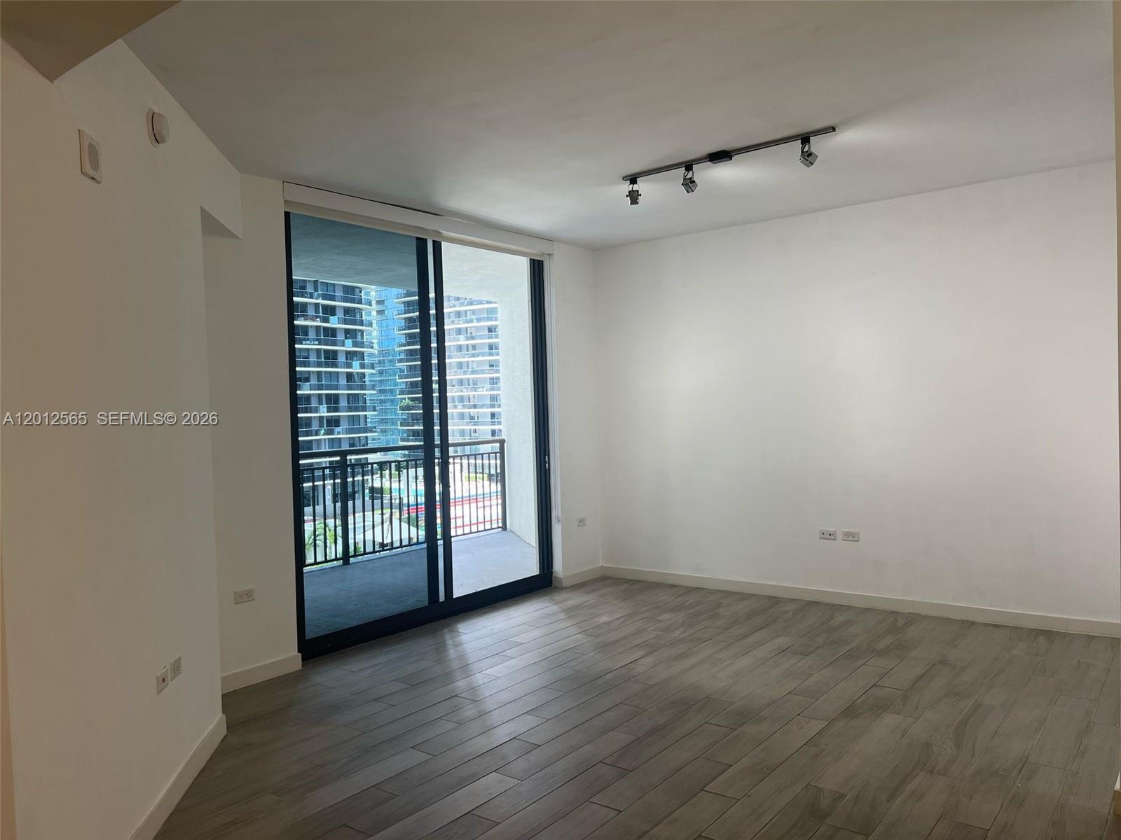 999 Southwest 1st Avenue, Unit 1601 Miami, FL 33130 - Photo 2 of 25