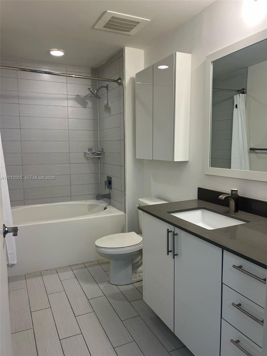 999 Southwest 1st Avenue, Unit 1601 Miami, FL 33130 - Photo 10 of 25