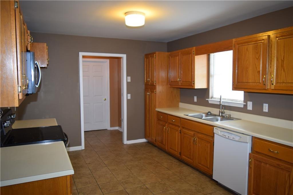 177 Frix Lane Southeast Calhoun, GA 30701 - Photo 4 of 17