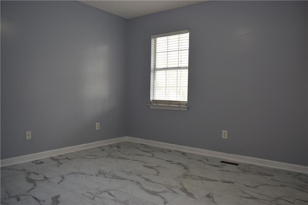 177 Frix Lane Southeast Calhoun, GA 30701 - Photo 7 of 17