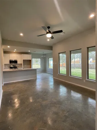 $270,000 | 15506 Arrowhead Loop West, Willis, TX 77378