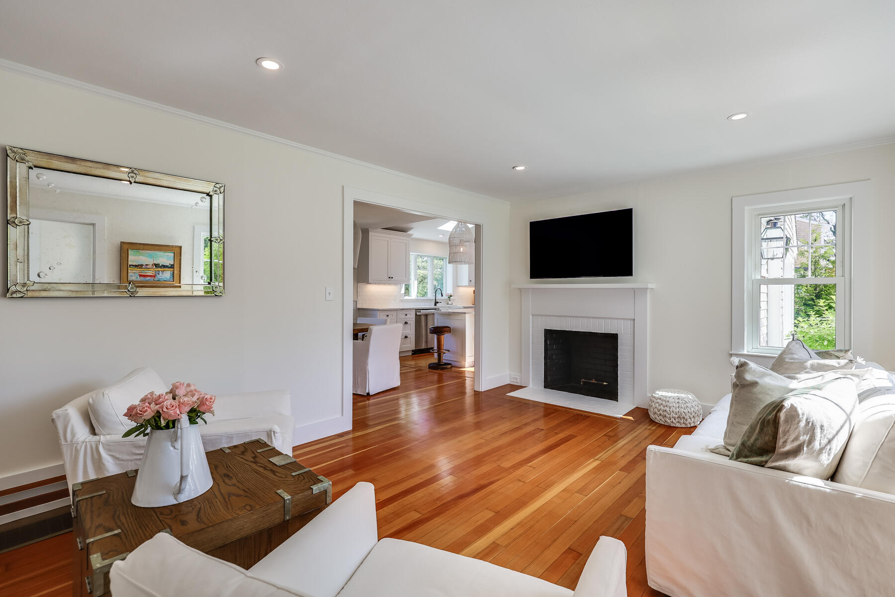 38 Crosby Circle Osterville, MA 02655 - Photo 13 of 28 a living room with furniture fireplace and flat screen tv