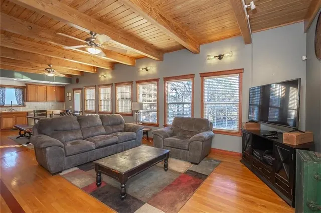 $374,900 | 605 Parkside Court, Baldwin City, KS 66006