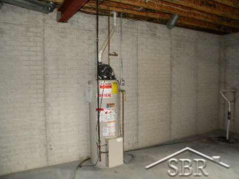 9933 North Gleaner Road Freeland, MI 48623 - Photo 22 of 25 20091296-22.JPG