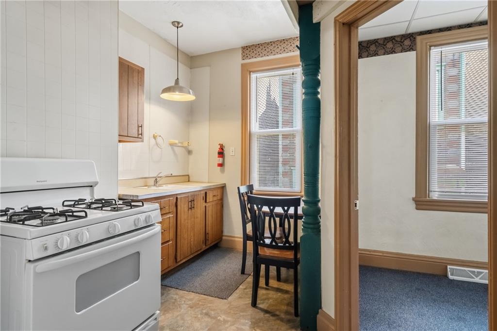 1011 Constance Street Pittsburgh, PA 15212 - Photo 39 of 45