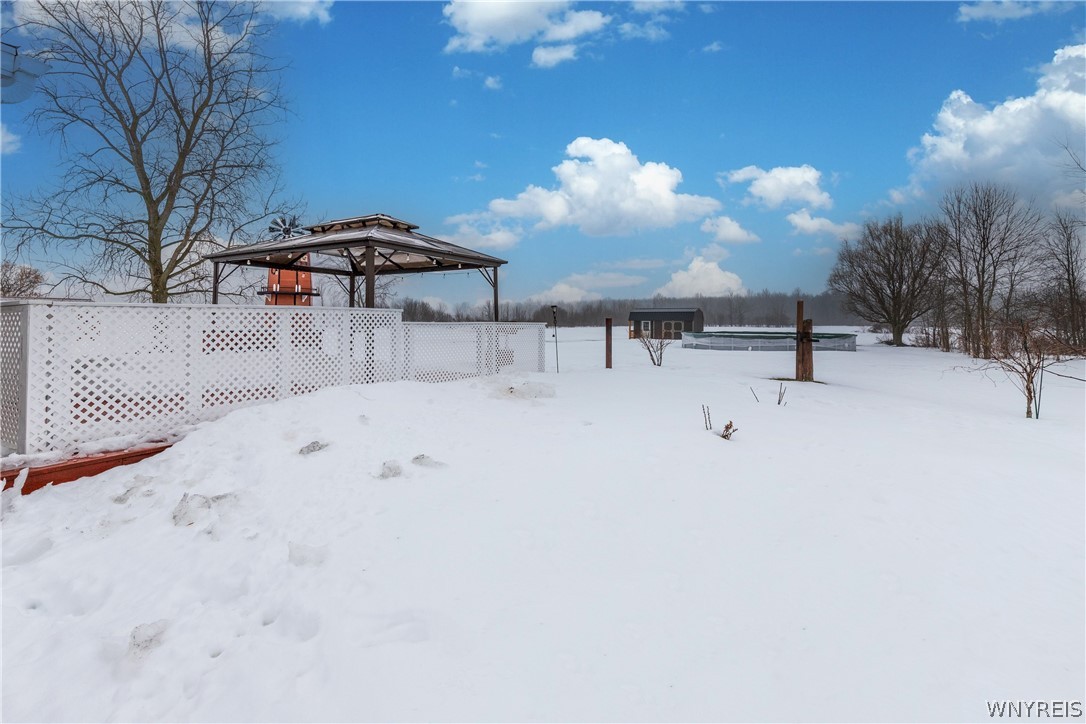 4788 Mapleton Road Pendleton, NY 14094 - Photo 33 of 38