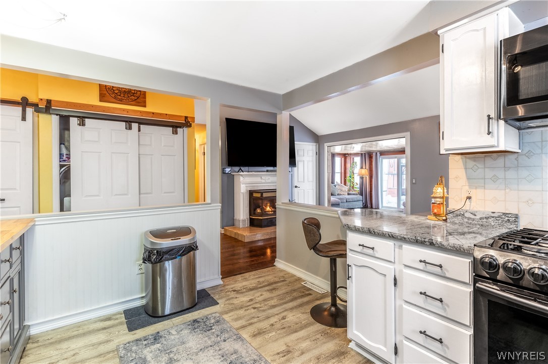 4788 Mapleton Road Pendleton, NY 14094 - Photo 6 of 38