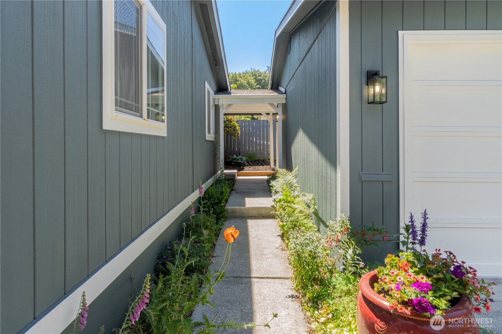 17138 117th Court Northeast Bothell, WA 98011 - Photo 25 of 37