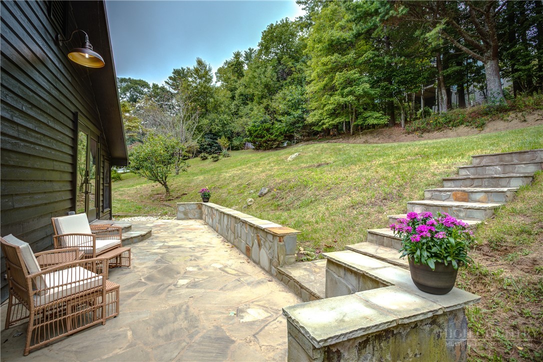 712 Ransom Street Blowing Rock, NC 28605 - Photo 13 of 14 Gallery Image 13