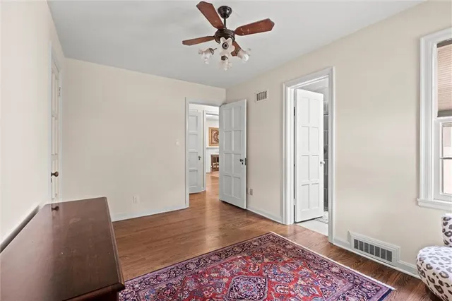 $399,950 | 5324 Fairway Road, Fairway, KS 66205