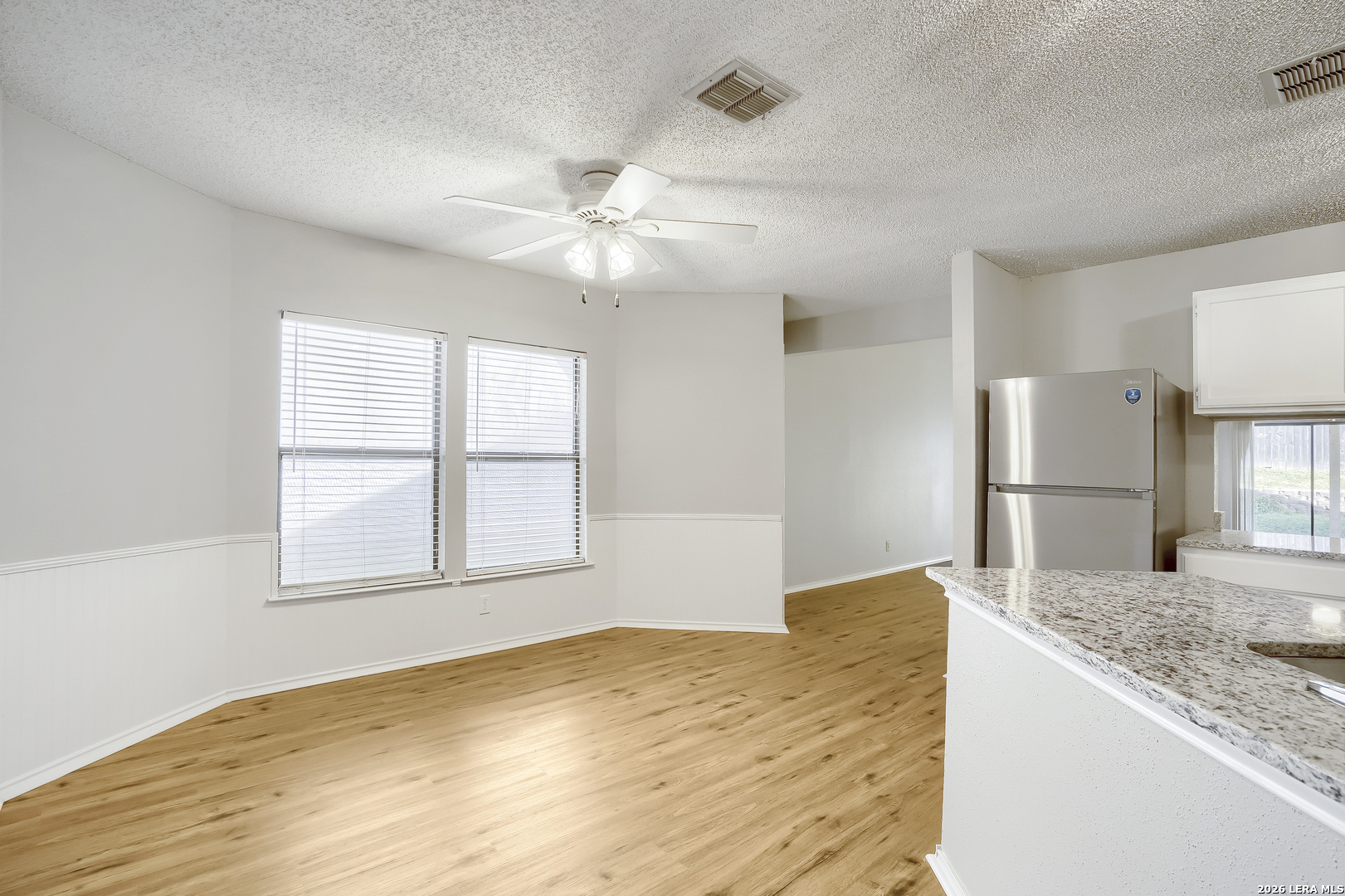 6355 Spring Time Street San Antonio, TX 78249 - Photo 8 of 17 Gallery Image 8