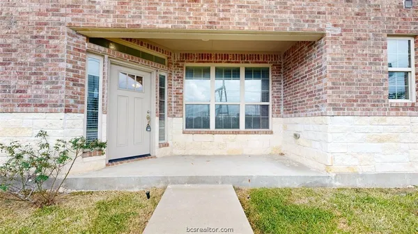 $2,400 | 2139 Big River Street, College Station, TX 77840