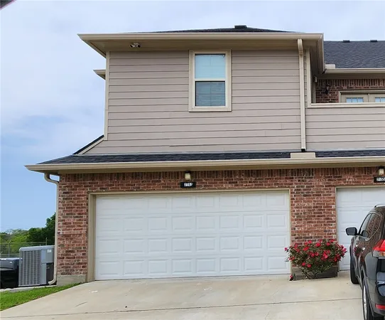 $2,400 | 2139 Big River Street, College Station, TX 77840