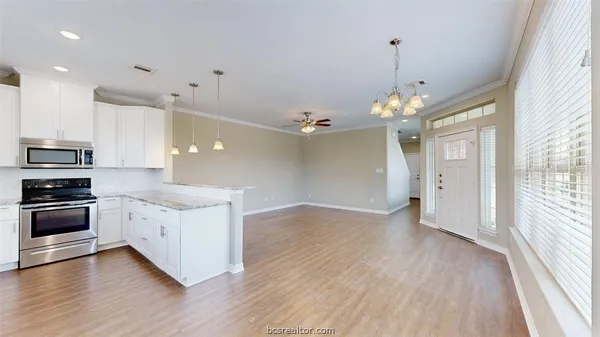 $2,400 | 2139 Big River Street, College Station, TX 77840