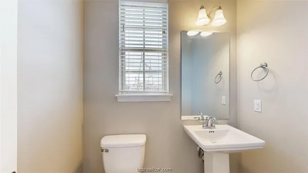 $2,400 | 2139 Big River Street, College Station, TX 77840