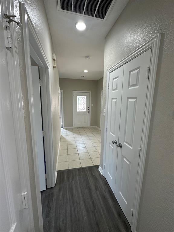 1160 South Beltline Road Dallas, TX 75253 - Photo 12 of 18 a view of entryway with wooden floor