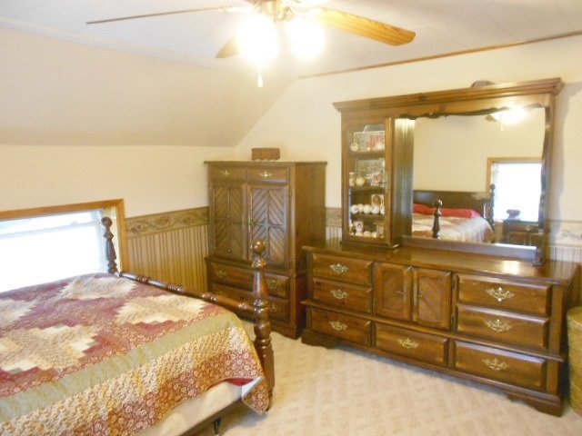 1619 East Madison Road St. Louis, MI 48880 - Photo 9 of 19 1835735-8.JPG