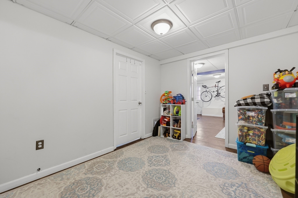 16 Merchant Street Worcester, MA 01603 - Photo 22 of 38