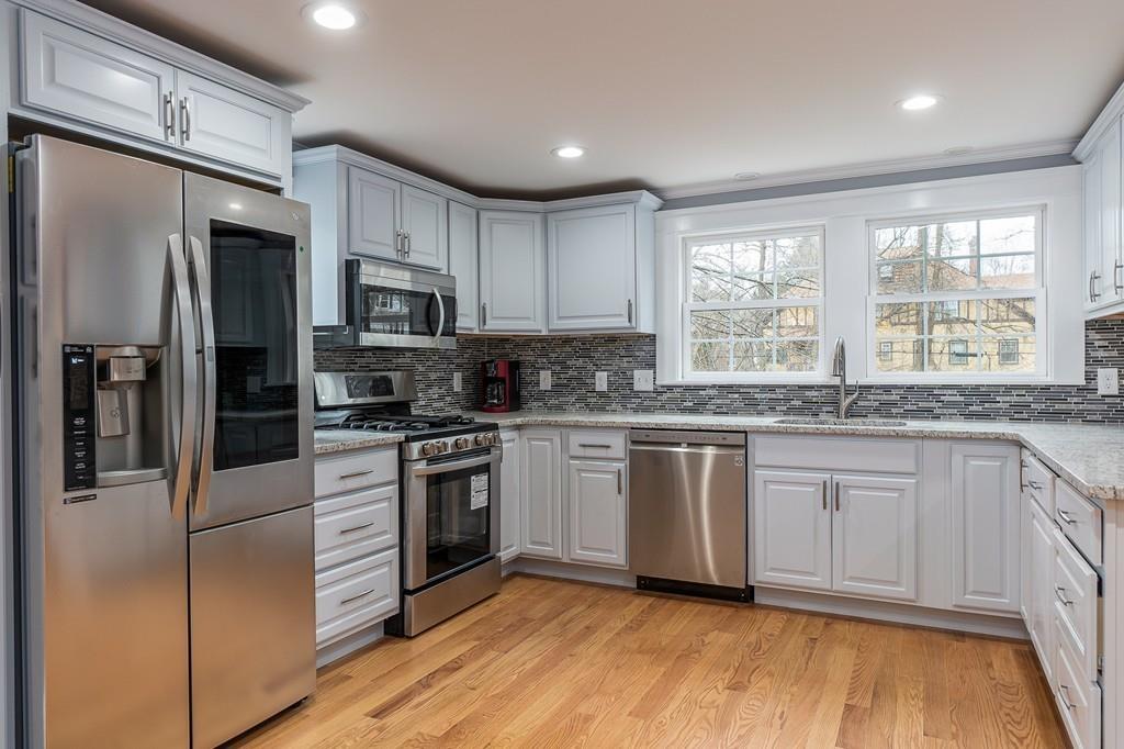 24 Intervale Road Worcester, MA 01602 - Photo 5 of 30 Gallery Image 5