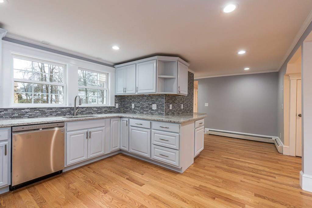 24 Intervale Road Worcester, MA 01602 - Photo 7 of 30 Gallery Image 7