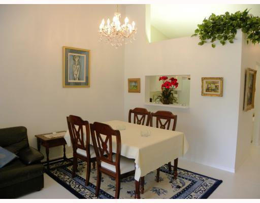 440 Northwest 67th Street, Unit 207 Boca Raton, FL 33487 - Photo 4 of 14 dining