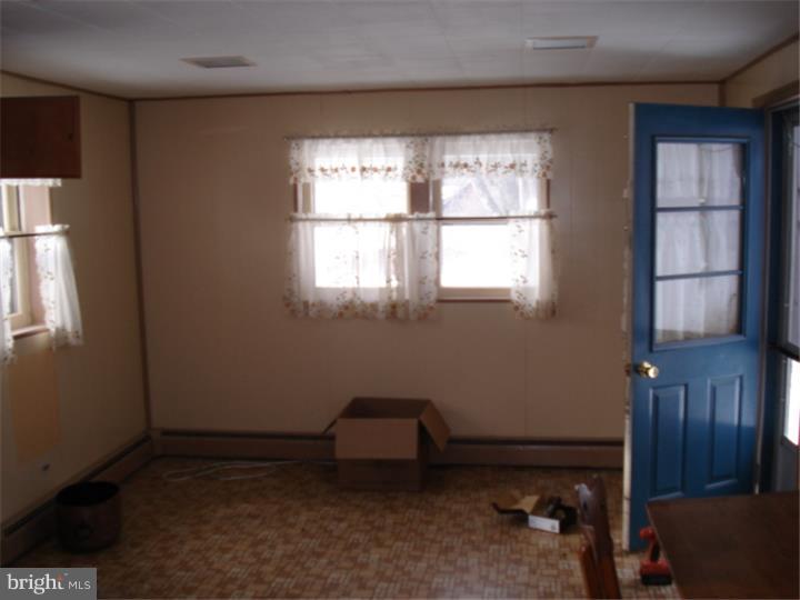 1233 Golf Course Road Birdsboro, PA 19508 - Photo 6 of 11 Gallery Image 6