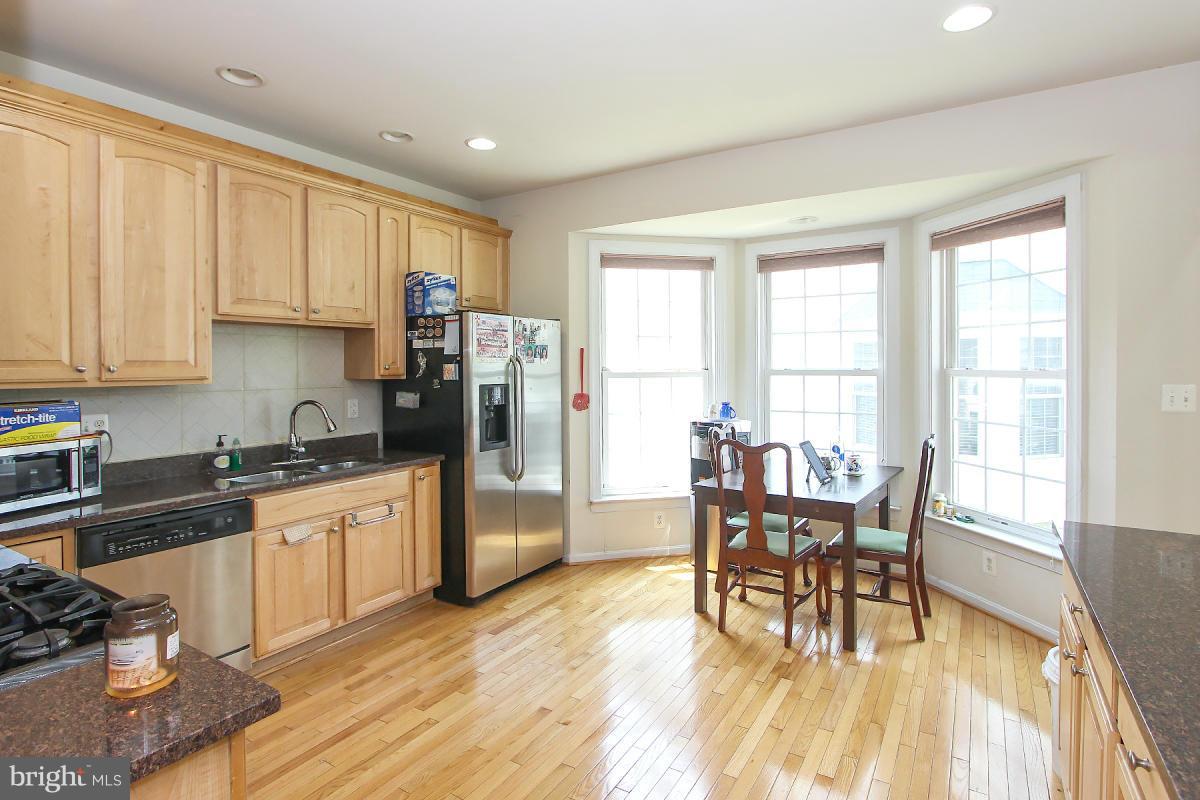1613 Rising Ridge Road Mount Airy, MD 21771 - Photo 18 of 30 Kitchen