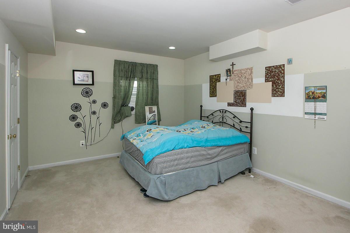 1613 Rising Ridge Road Mount Airy, MD 21771 - Photo 24 of 30 Bedroom