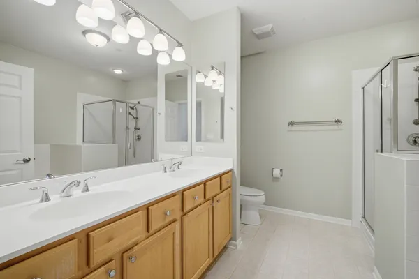 $444,900 | 1781 Tudor Lane, Unit 209, Northbrook, IL 60062