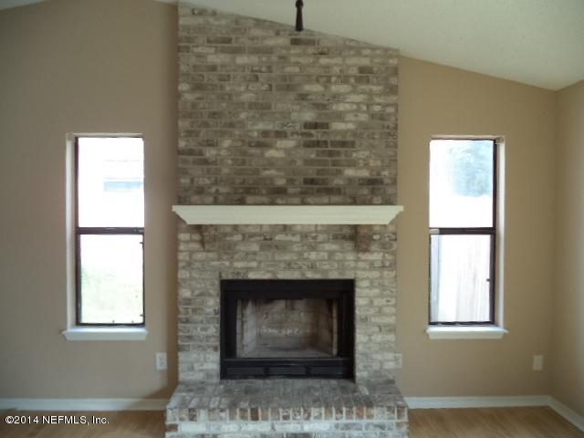 7643 Collins Ridge Boulevard Jacksonville, FL 32244 - Photo 4 of 14 4
