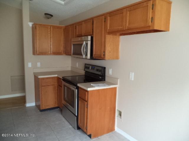 7643 Collins Ridge Boulevard Jacksonville, FL 32244 - Photo 6 of 14 6