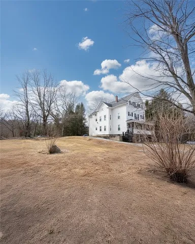 $1,650 | 80 Ramies Lane, Unit 1, Burrillville, RI 02830