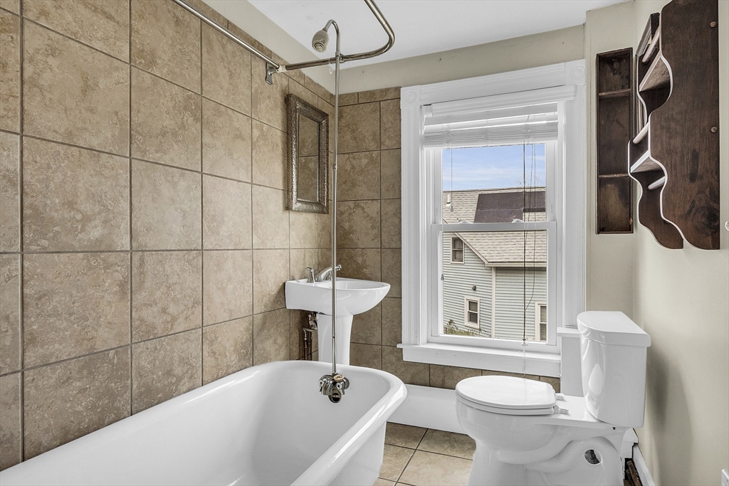 88 Intervale Road Fitchburg, MA 01420 - Photo 26 of 39 Gallery Image 26