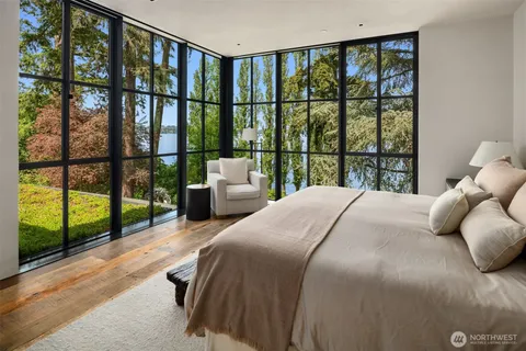 $65,000,000 | Undisclosed Address, Medina, WA 98039
