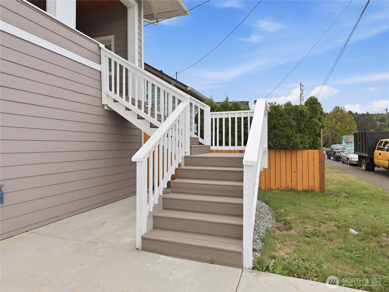 1010 Randall Street Aberdeen, WA 98520 - Photo 4 of 38