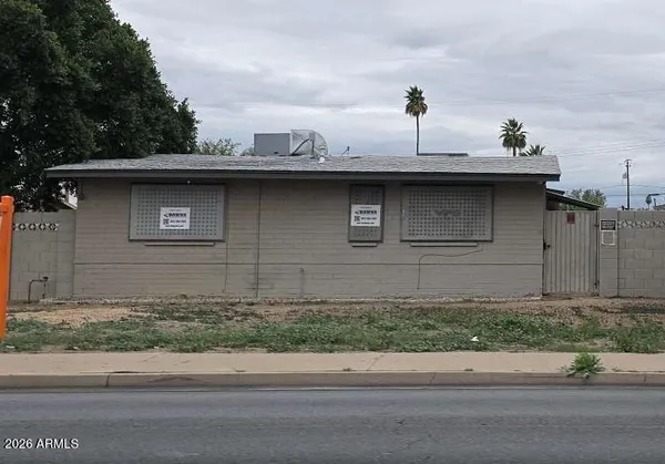 a view of a house with a outdoor space