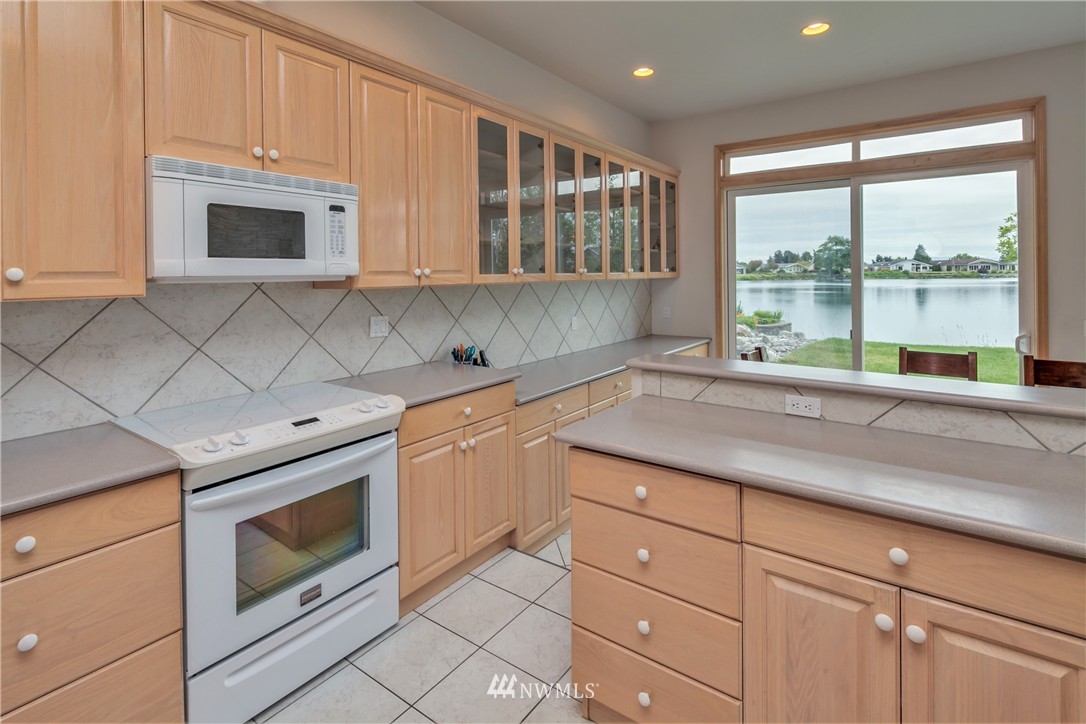 8194 Chehalis Road Birch Bay, WA 98230 - Photo 8 of 25 Gallery Image 8