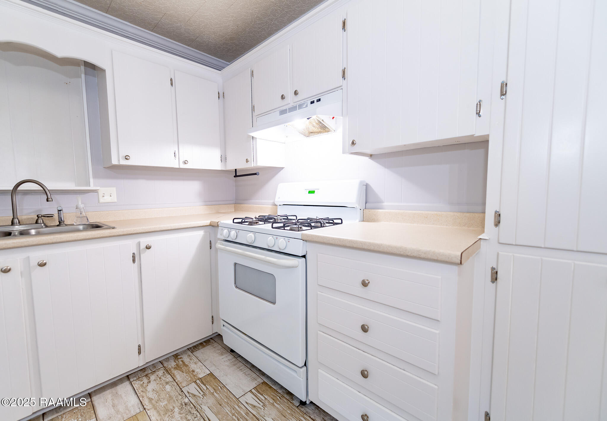 806 Shannon Drive Jennings, LA 70546 - Photo 13 of 27 BHP_9427