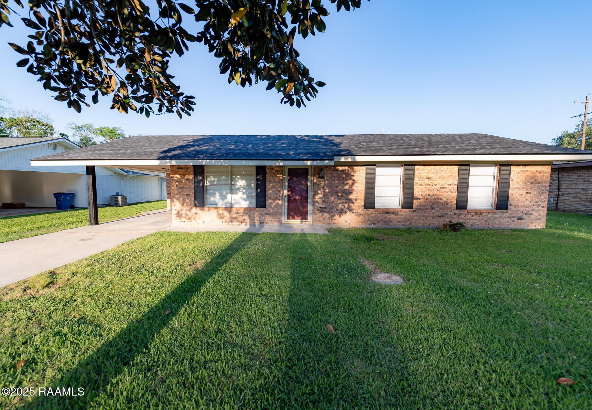 806 Shannon Drive Jennings, LA 70546 - Photo 5 of 27 front view