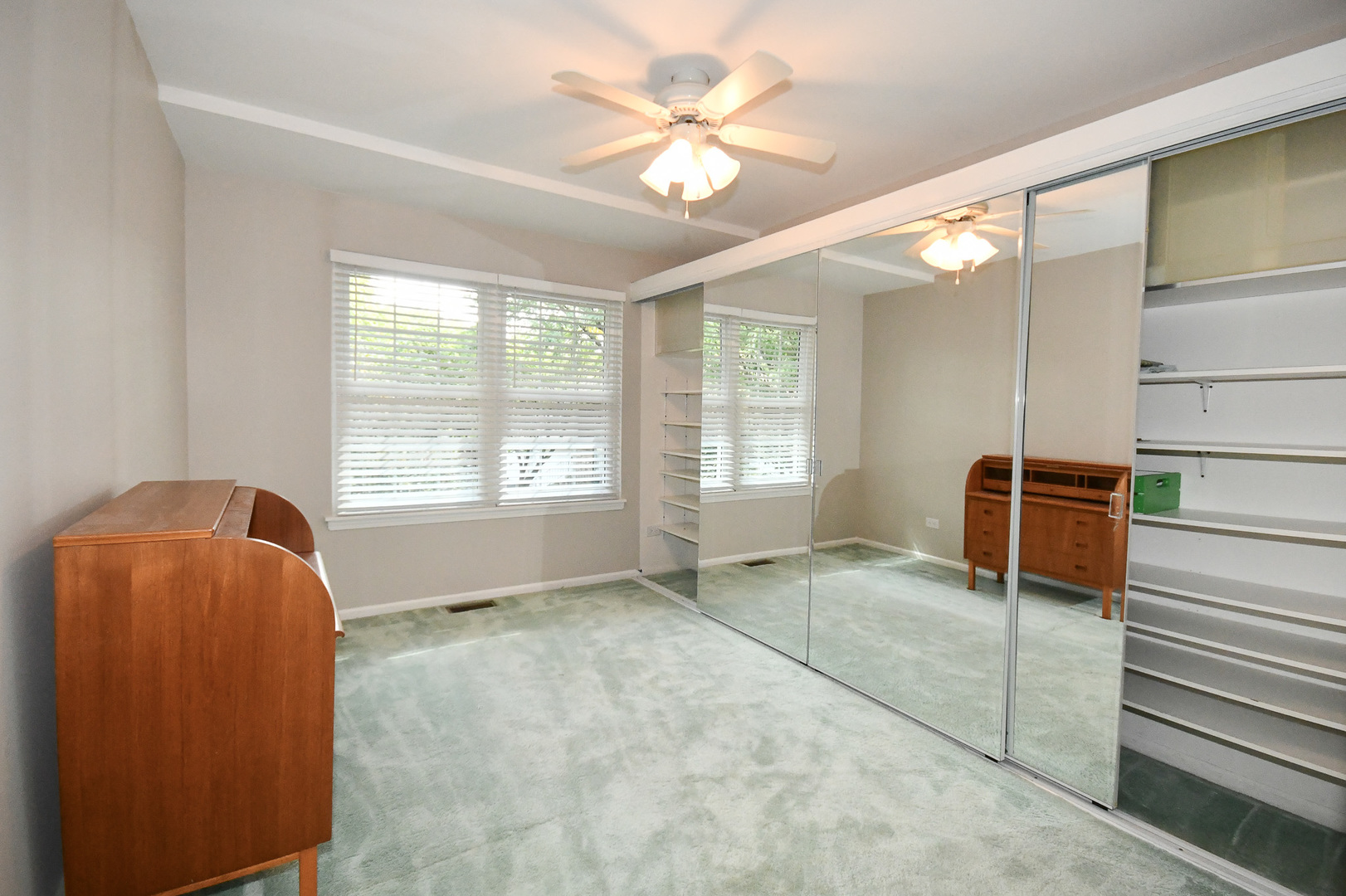 960 Elderberry Circle, Unit 108 Naperville, IL 60563 - Photo 22 of 32 a view of room with a ceiling fan