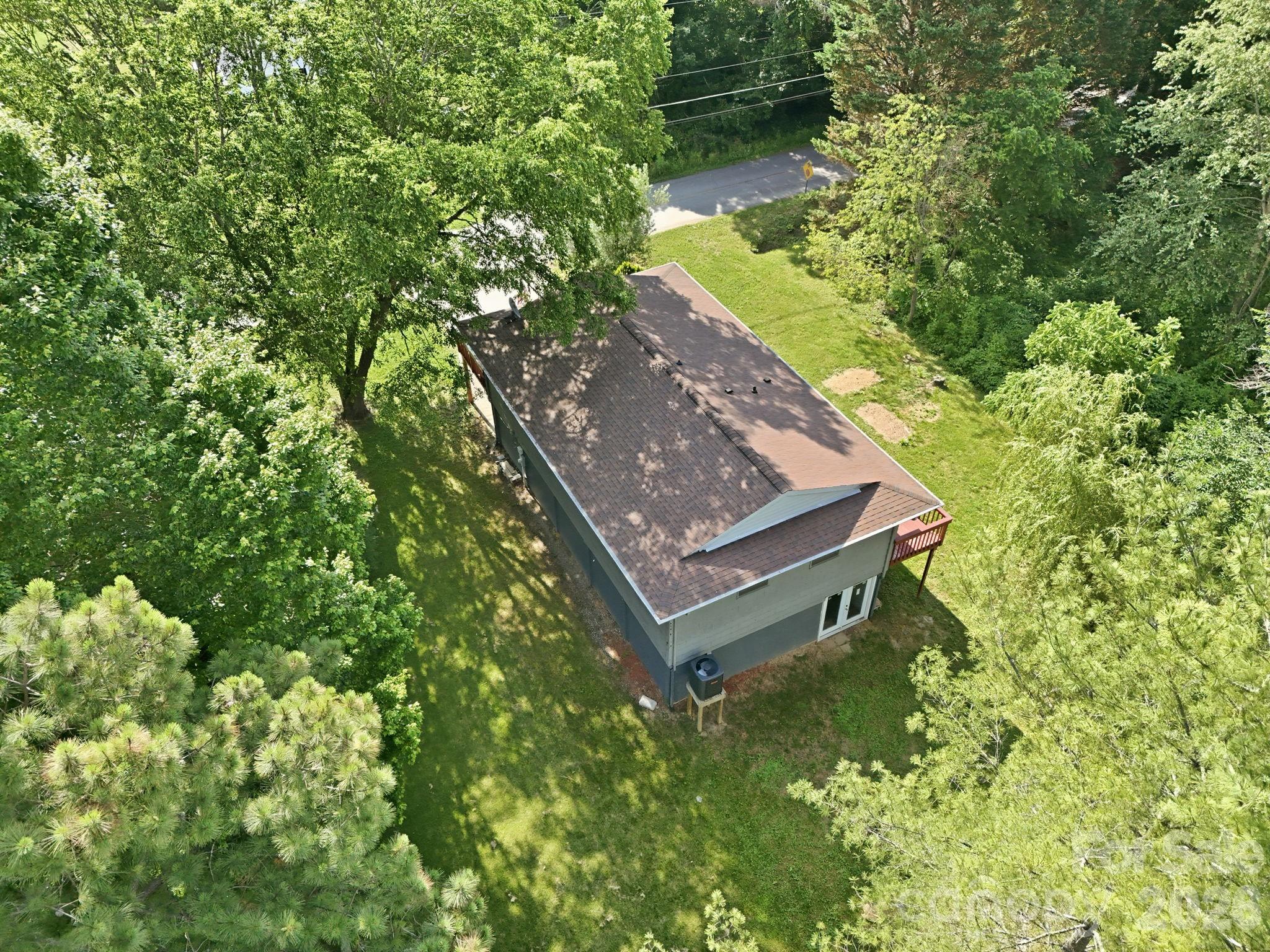 65 Spencer Street Clyde, NC 28721 - Photo 11 of 34