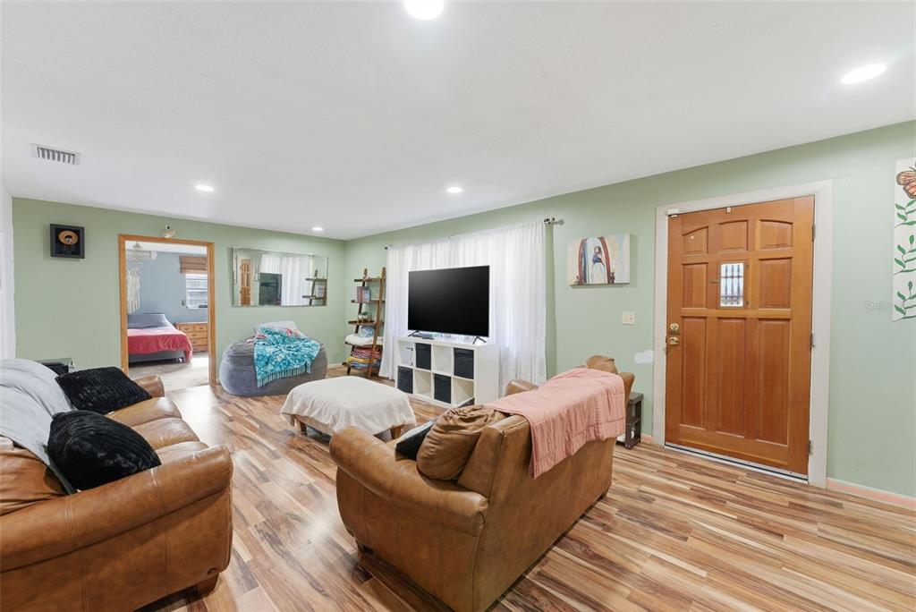 6107 Southeast Arthur Road Belleview, FL 34420 - Photo 8 of 67