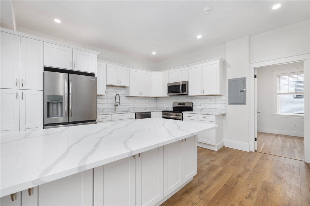 54 Sutton Street, Unit 5 Providence, RI 02903 - Photo 7 of 30